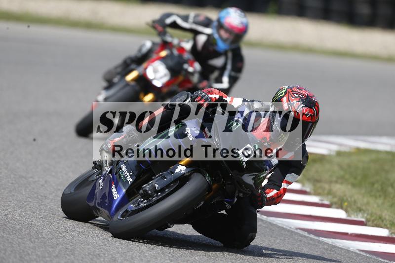 /Archiv-2025/49 26.08.2025 Cornu Master School ADR/blau-bleu/9